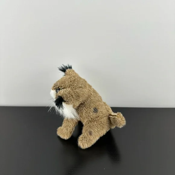 Folkmanis Puppets Mini Bobcat Finger Puppet 4" Tan Brown Lynx Bob Cat Plush - Picture 4 of 9